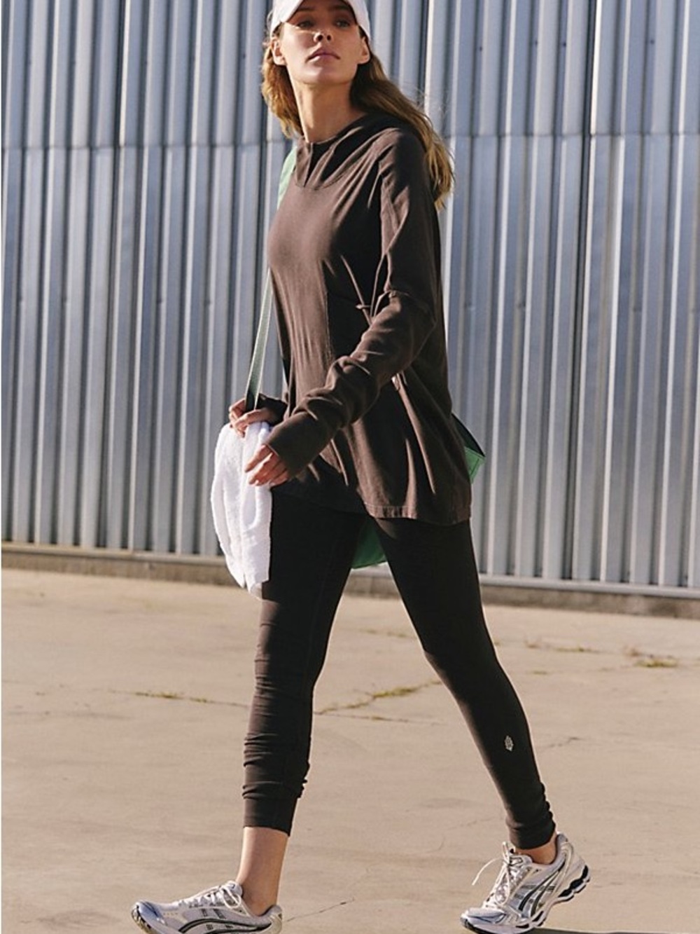 Free People Hot Shot
Hooded top and leggings set - distressed black